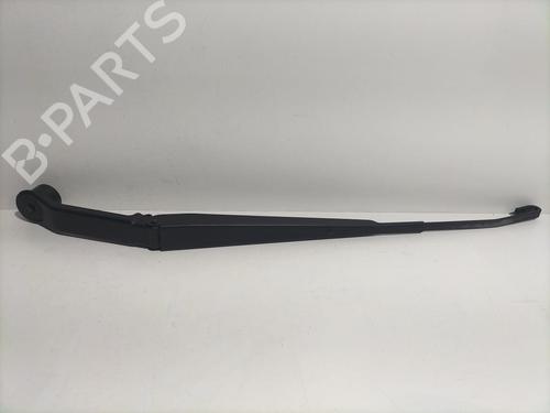 Front wipers mechanism MITSUBISHI PAJERO III (V7_W, V6_W) 3.2 Di-D (V68W) (160 hp) 17617156