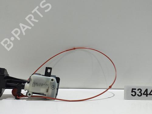 Used Fuel flap MERCEDES-BENZ R-CLASS (W251, V251) R 500 4-matic (251.072, 251.172) (388 hp) 8137418