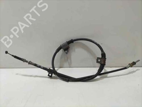 Used Handbrake cable HYUNDAI H-1 / STAREX Bus (A1) [1997-2025]  17221050