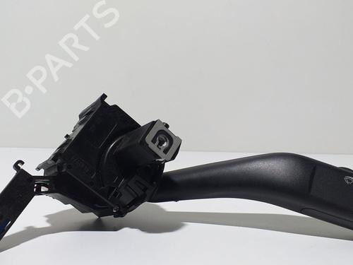 Used Steering column stalk VW GOLF V (1K1) [2003-2010]  8621095