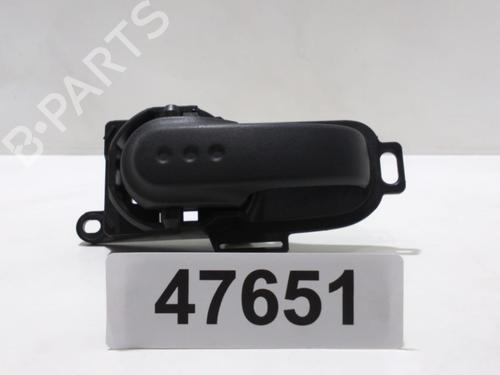 Used Front left interior door handle NISSAN MICRA III (K12) 1.2 16V (80 hp) 6790983