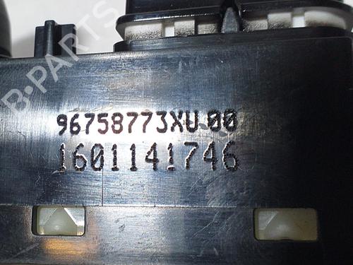Radio PEUGEOT 208 I (CA_, CC_) 1.4 HDi | BP12264379E6 