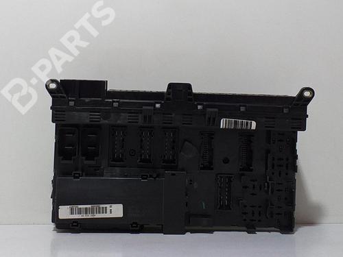 Used Fuse box Fuse box BMW X5 (E53) 3.0 d (184 hp) 10105043 10105043
