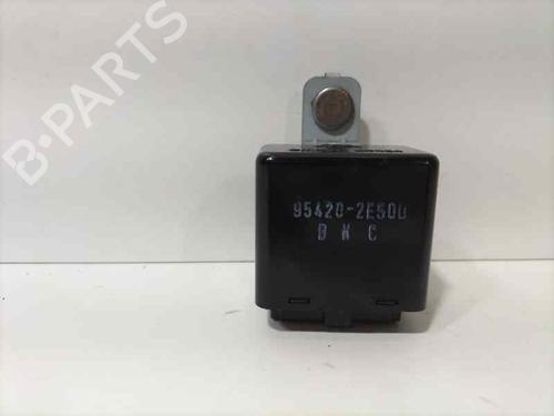 Used Electronic module HYUNDAI TUCSON (JM) 2.0 CRDi (140 hp) 16779987