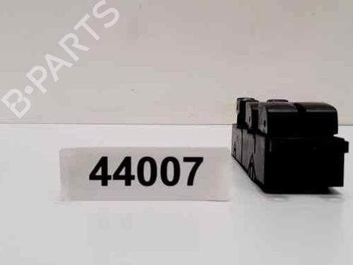Used Left front window switch NISSAN ALMERA II (N16) 1.5 dCi (82 hp) 5997959