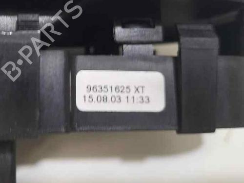 Right front window switch PEUGEOT 307 Break (3E) 2.0 HDI 90 | BP16974810I26 