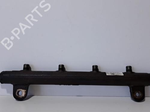 Used Injection rail LAND ROVER RANGE ROVER III (L322) 3.6 D 4x4 (272 hp) 13711321