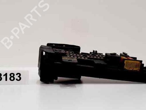 Used Fuse box BMW 5 (E60) 530 d (218 hp) 5878557