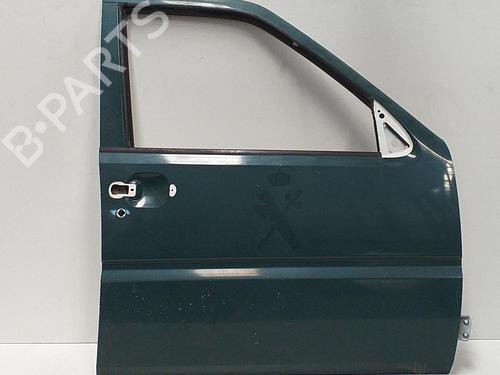 Used Right front door NISSAN TERRANO II (R20) 2.7 TDi 4WD (125 hp) 13534275