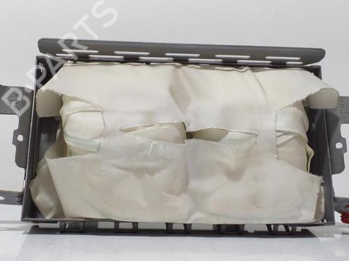 Used Passenger airbag MITSUBISHI PAJERO III (V7_W, V6_W) 3.2 Di-D (V68W, V78W) (165 hp) 10560244