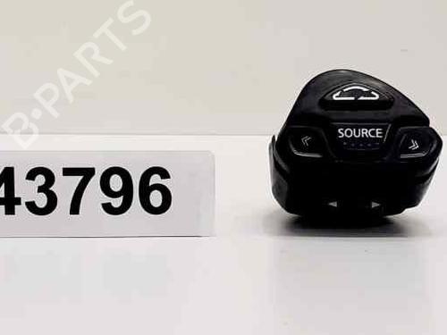 Used Steering wheel controls NISSAN X-TRAIL I (T30) [2001-2013]  6045063