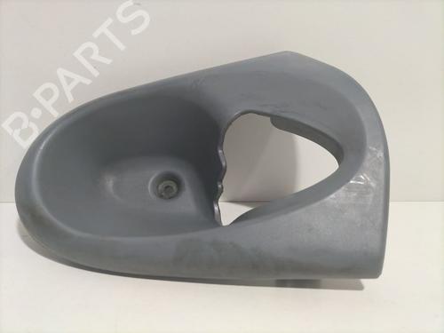 Maneta interior delantera derecha FORD TRANSIT Platform/Chassis (FM_ _, FN_ _, FF_ _) 2.4 TDCi RWD (115 hp) 18729455