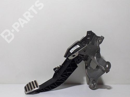 Used Clutch pedal Clutch pedal VOLVO XC60 I SUV (156) D3 (136 hp) 10698181 10698181