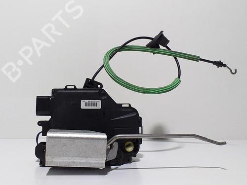 Used Front left lock AUDI A4 B6 Convertible (8H7) 3.0 quattro (220 hp) 8951441