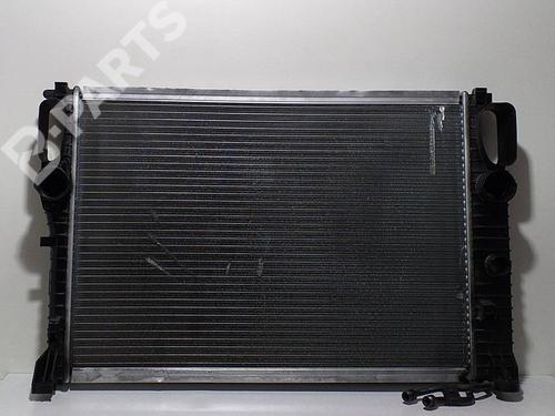 Used Water radiator Water radiator MERCEDES-BENZ E-CLASS (W211) E 220 CDI (211.008) (170 hp) 10487909 10487909