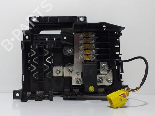 Used Fuse box VW TOUAREG (7LA, 7L6, 7L7) [2002-2013]  10103267