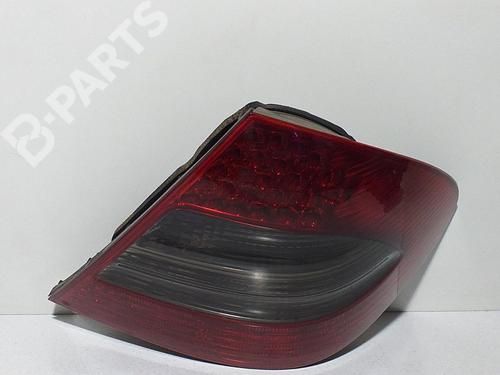 right-taillight-mercedes-benz-e-class-w211-e-220-cdi-211008-a2118202664-2002-2003-2004-2005-2006-2007-2008-2009-10645680 main image
