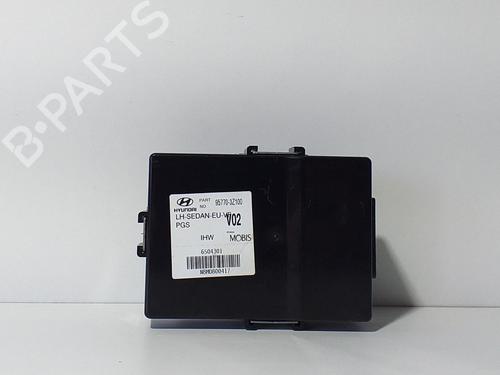 Used Electronic module HYUNDAI i40 I (VF) [2012-2019]  13577752
