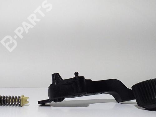 Used Clutch pedal Clutch pedal PEUGEOT 208 I (CA_, CC_) 1.6 HDi / BlueHDi 75 (75 hp) 8902985 8902985