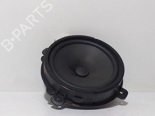 Used Radio CHEVROLET CAPTIVA (C100, C140) 2.0 D 4WD (150 hp) 10371090