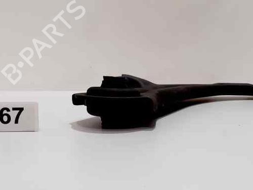 Used Right front suspension arm RENAULT CLIO III (BR0/1, CR0/1) [2005-2014]  6242546