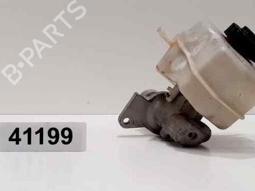 Used Brake master cylinder BMW 1 (E87) 118 d (122 hp) 5762830