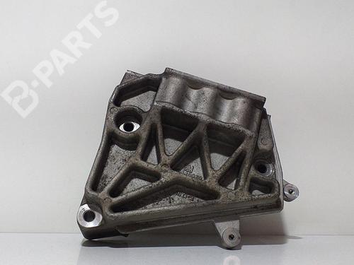 Used Engine mount Engine mount CHEVROLET CAPTIVA (C100, C140) 2.0 D 4WD (150 hp) 10363228 10363228