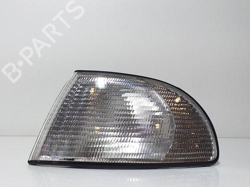 Pisca frente esquerdo AUDI A4 B5 Avant (8D5) 2.5 TDI (150 hp) 103F02181111