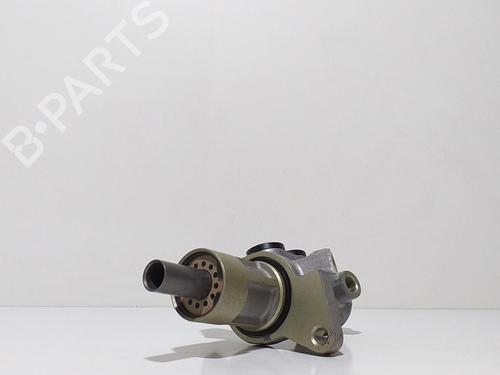 Used Brake master cylinder BMW 1 (E87) 118 d (122 hp) 9623525