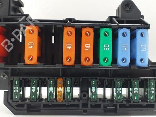 Fuse box BMW 6 (E63) 630 i | BP8255973E1 