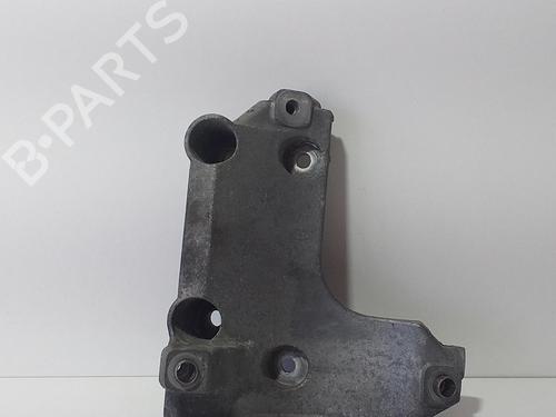 Used Engine mount BMW 3 (E46) 318 i (143 hp) 13095978