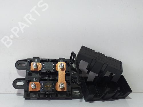 Caja reles / fusibles LAND ROVER RANGE ROVER SPORT II (L494) 3.0 SDV6 4x4 (306 hp) 14515987