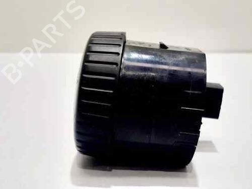Switch NISSAN X-TRAIL II (T31) 2.0 dCi 4x4 | BP6613758I30 