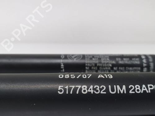 Tailgate lift support FIAT GRANDE PUNTO (199_) 1.3 D Multijet (199.AXD11, 199.AXD1A, 199.AXD1B,... | BP13965655C138 