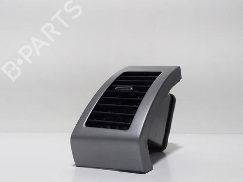 Used Air vent MITSUBISHI OUTLANDER II (CW_W) 2.2 DI-D 4WD (156 hp) 11648325