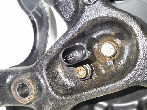 Right rear steering knuckle SEAT LEON (1P1) 2.0 TDI | BP15957176M28 