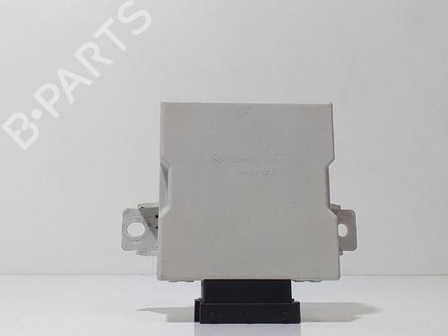 Used Electronic module TOYOTA AVENSIS (_T25_) 2.2 D-4D (ADT251_, ADT251R) (150 hp) 9736473