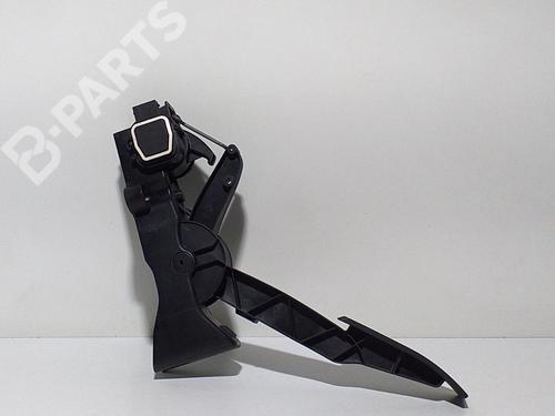 Used Pedal Pedal MERCEDES-BENZ B-CLASS Sports Tourer (W245) B 180 CDI (245.207) (109 hp) 10698183 10698183