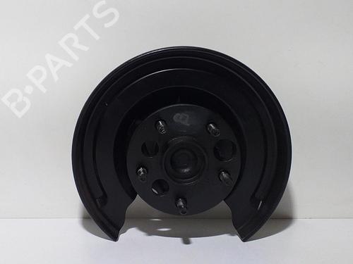 Used Right rear steering knuckle TOYOTA AURIS (_E15_) 1.8 Hybrid (ZWE150_, ZWE150R) (136 hp) 10903943