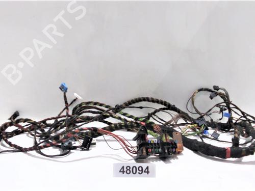 Used Fuse box MERCEDES-BENZ VITO / MIXTO Van (W639) 110 CDI (639.601, 639.603, 639.605) (95 hp) 6901296
