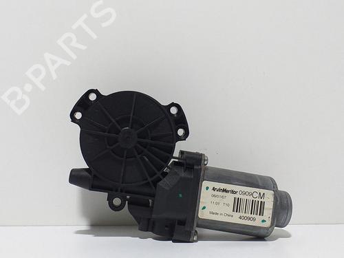 Used Left rear window motor HYUNDAI SANTA FÉ II (CM) 2.2 CRDi GLS (150 hp) 8621068