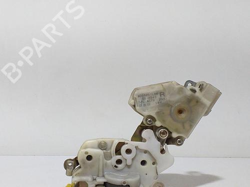 Used Front right lock NISSAN TERRANO II (R20) 2.7 TDi 4WD (125 hp) 10748321