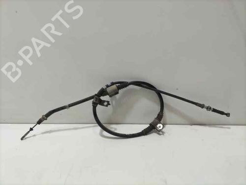 Used Handbrake cable HYUNDAI H-1 / STAREX Bus (A1) [1997-2025]  17221051