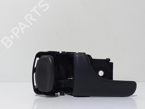 Used Front left interior door handle NISSAN TERRANO II (R20) 2.7 TDi 4WD (125 hp) 9858091