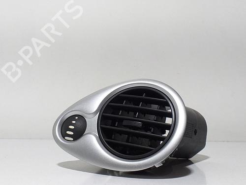 Used Air vent RENAULT CLIO III (BR0/1, CR0/1) [2005-2014]  11648445