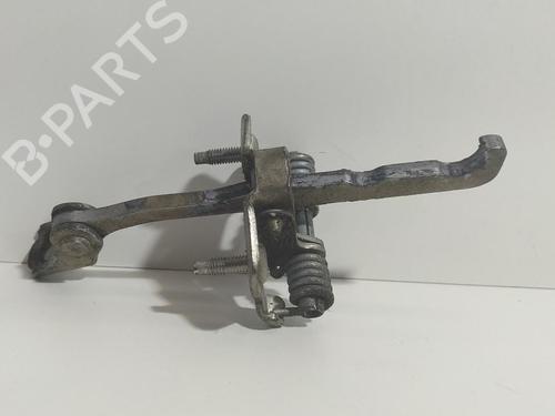 Left front suspension arm OPEL VIVARO A Bus (X83) 2.0 CDTI (F7, J7, A07) | BP16109181M12 
