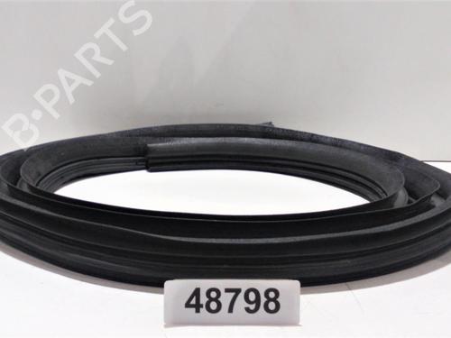 Used Rubber door seal IVECO DAILY III Van 35 S 13 V,35 C 13 V (125 hp) 13964148