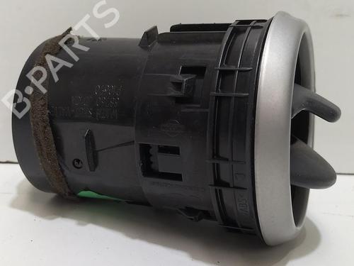 Air vent NISSAN QASHQAI / QASHQAI +2 I (J10, NJ10, JJ10E) 1.5 dCi | BP15526364I21 