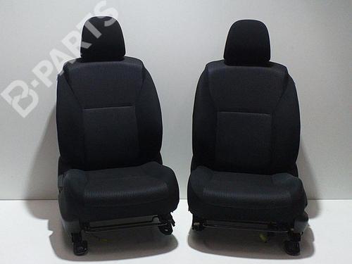 Used Seats set Seats set TOYOTA AURIS (_E15_) 1.8 Hybrid (ZWE150_, ZWE150R) (136 hp) 10921061 10921061