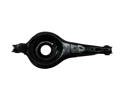 Venstre bagtil bærearm VOLVO V40 Hatchback (525) D3 (150 hp) 31063809